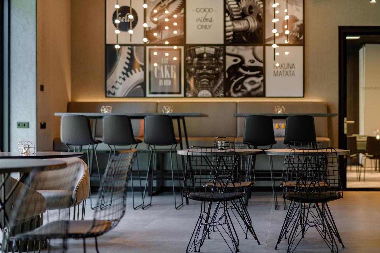 Hotel Ibis Styles FDH Exteriér fotografie