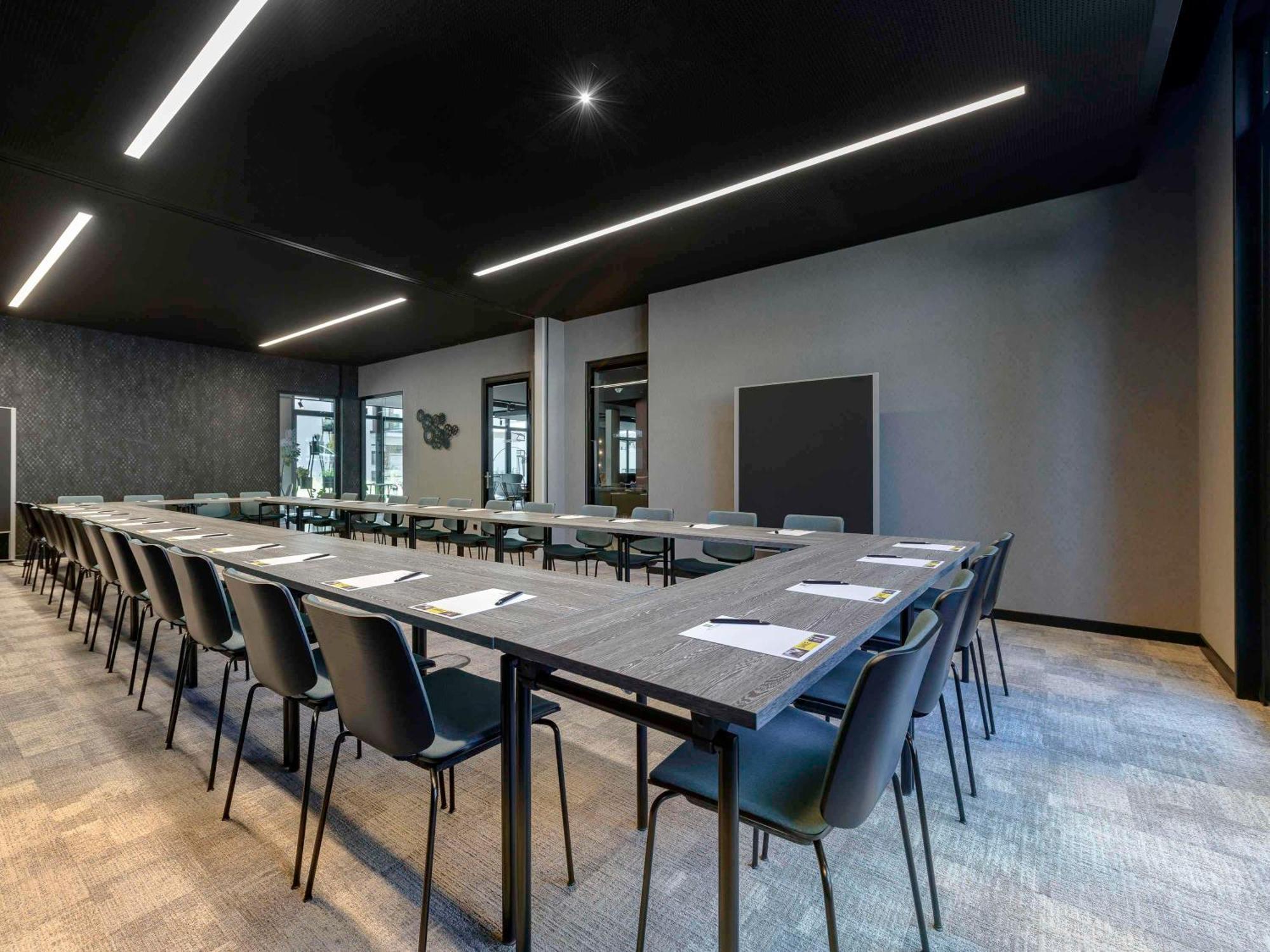 Hotel Ibis Styles FDH Exteriér fotografie