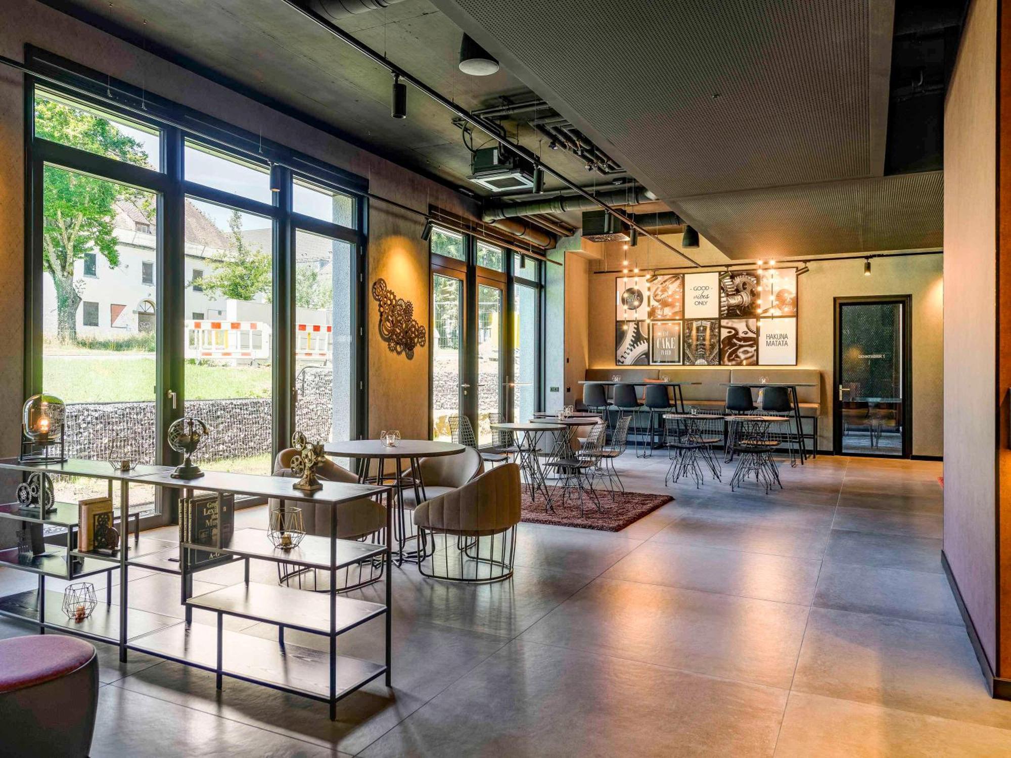 Hotel Ibis Styles FDH Exteriér fotografie